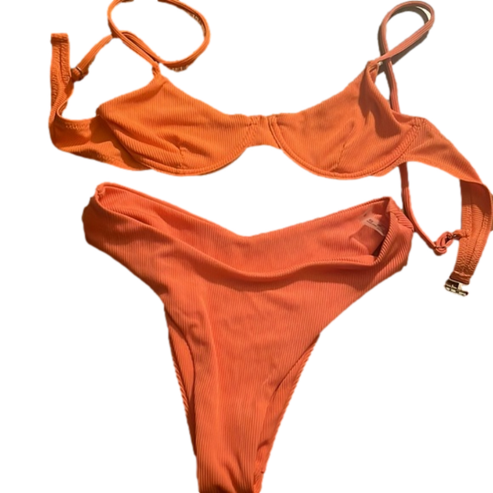 🌿Shein Orange two-piece bikini, size S bottom, M top🌿
